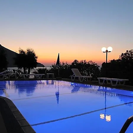 Philoxenia Hotel