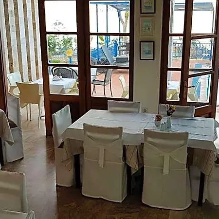 Philoxenia Hotel
